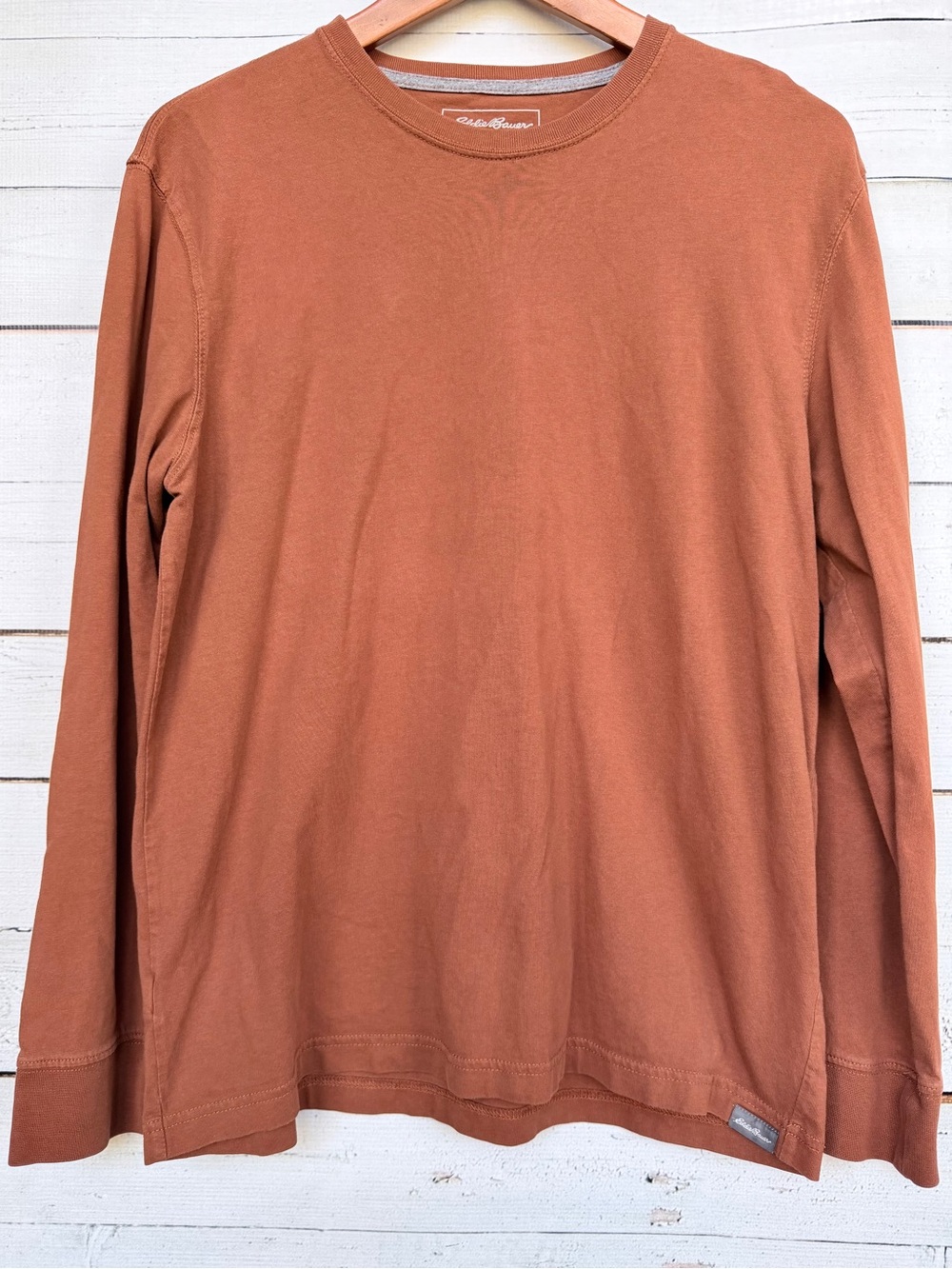 Eddie Bauer LegendWash Long Sleeve Crewneck Pullover Tee - Men's Medium